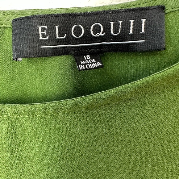 Lovely green top! So flattering and takes you from the office to a dinner date! - Picture 2 of 5